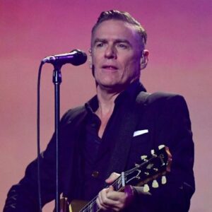 Read more about the article Σαν σήμερα 5 Νοεμβρίου του 1959, γεννήθηκε  ο Bryan Adams